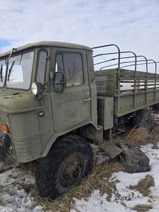 Продам ГАЗ66 бортовой
