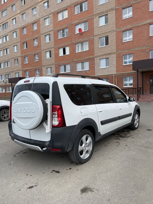 Lada Largus Cross