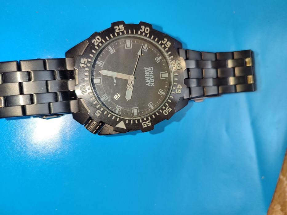 Продам мужские наручные часы