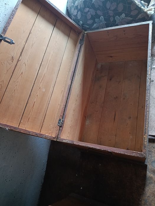 Продам сундук деревянный