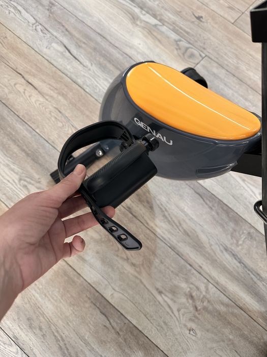 Велотренажер GENAU