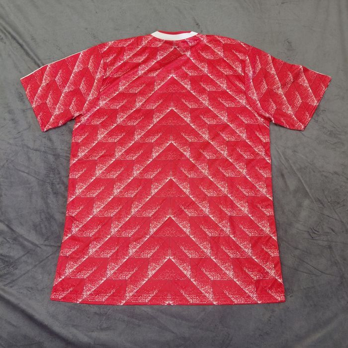 ADIDAS ретро тениска на СССР НОВА