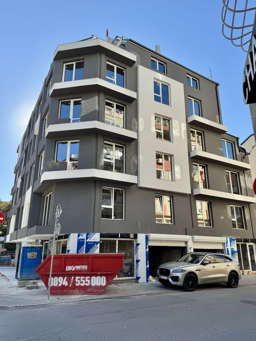 Продава се Тристаен апартамент в Варна, Гранд Мол Варна - 110 кв.м за 1273 €/кв.м - Снимка #2