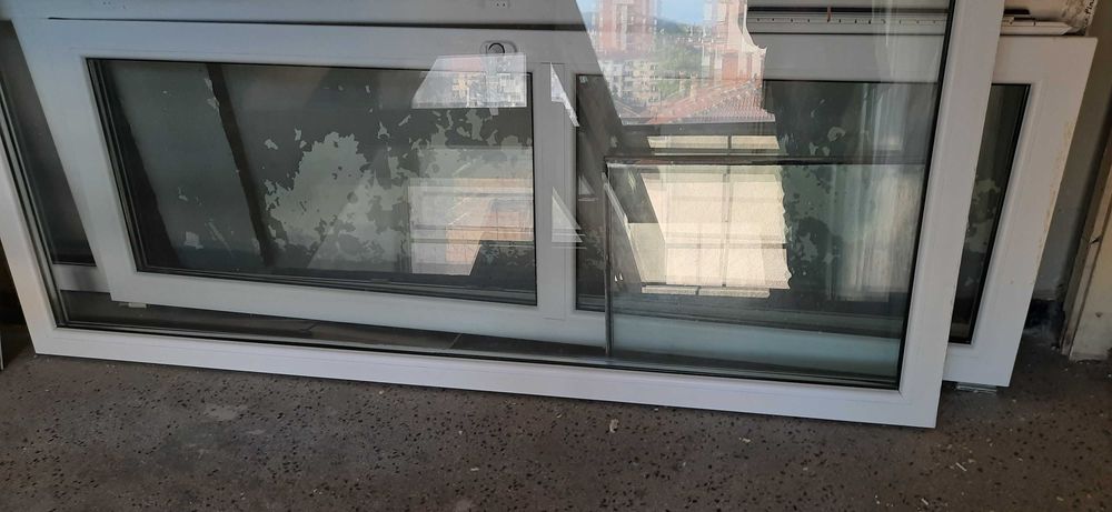 Pvc дограма  прозорец с врата