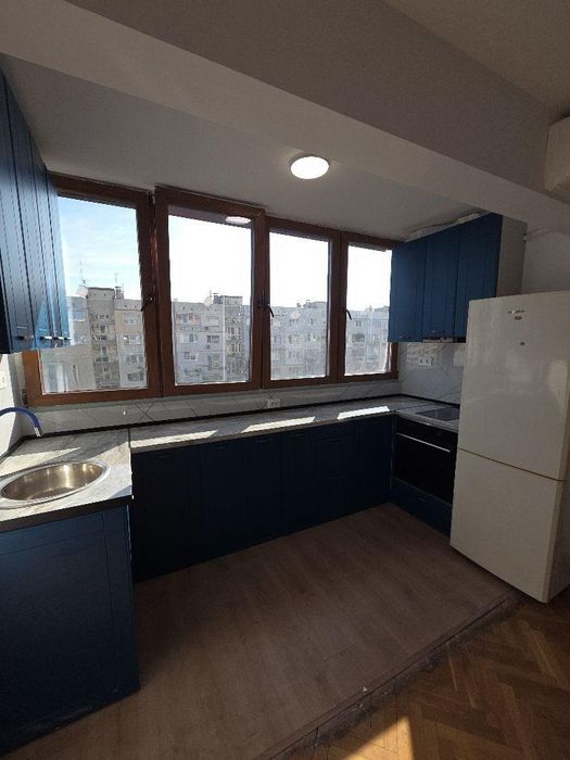 Тристаен апартамент под наем в ж.к. Хаджи Димитър, 2220028