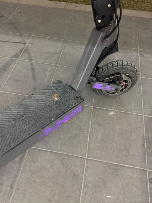 Vând kukirin g2 2025 impecabil (trotineta electrica)