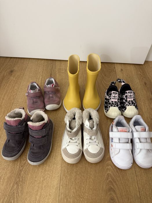 Детски обувки за момиче - боти, маратонки, ботуши