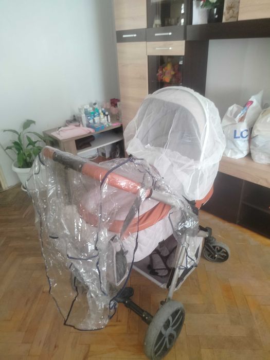 Детска количка за новородено дете 0-6м