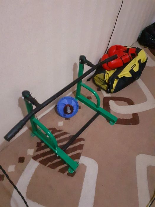 Турник настенный