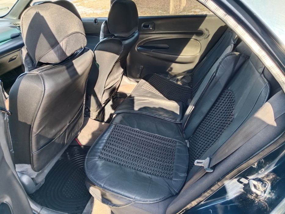 Мазда 323 легковой