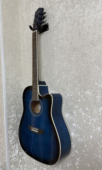 Гитара акустическая