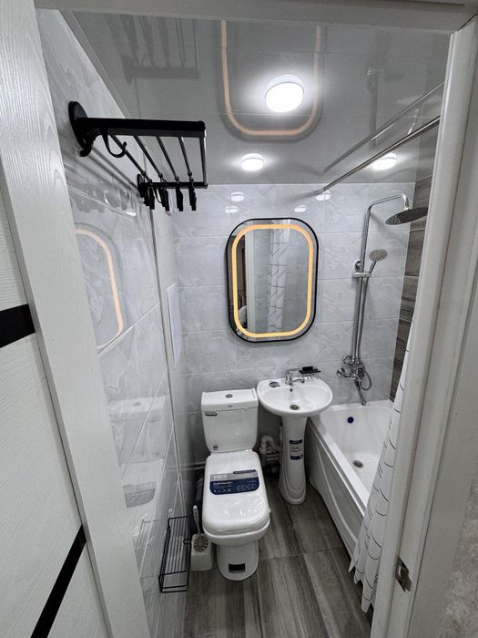 Продается 1ком квартира в центре.Новомосковская.Дархан