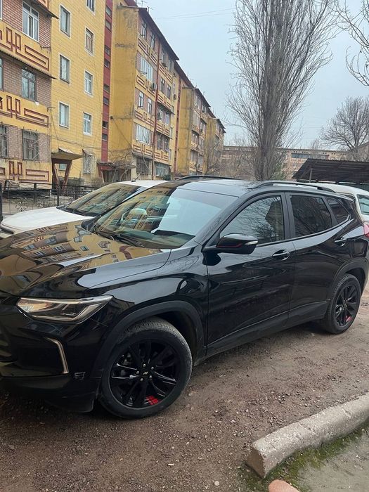 Tracker redline 2021