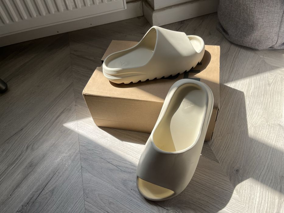 Yeezy Slides Adidas bone(2022)