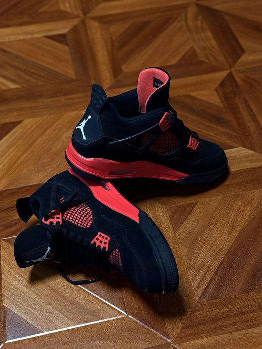 Air Jordan 4 „Red Thunder” – Design Iconic – STARE EXCELENTĂ