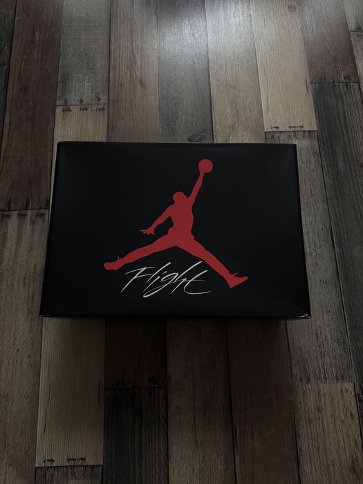 jordan 4 foarte buni