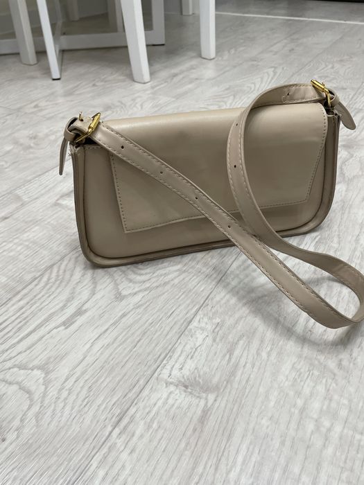 Проодам сумку женскую