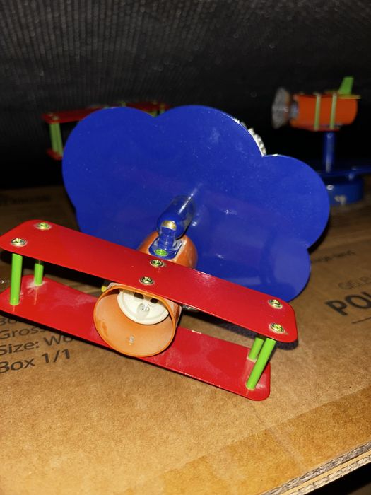 Lustra si  veioza  model avion