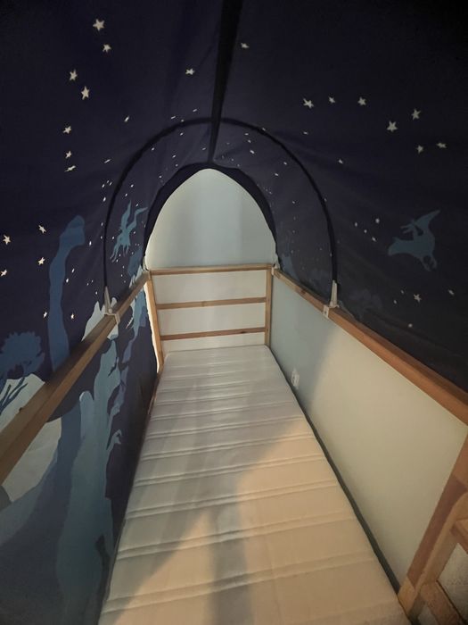 Детско легло IKEA KURA + палатка + матрак MALVIK