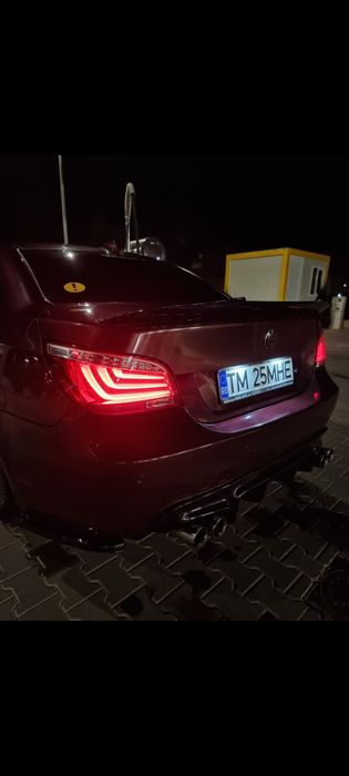 Stopuri led roșu alb compatibil cu bmw e60 2003-2007