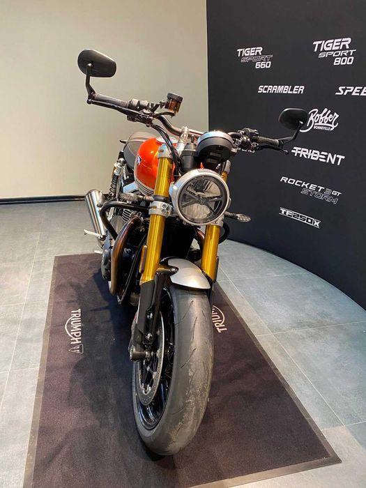 Motocicleta Triumph Speed Twin 1200 RS Second 2025 | Rate | Leasing