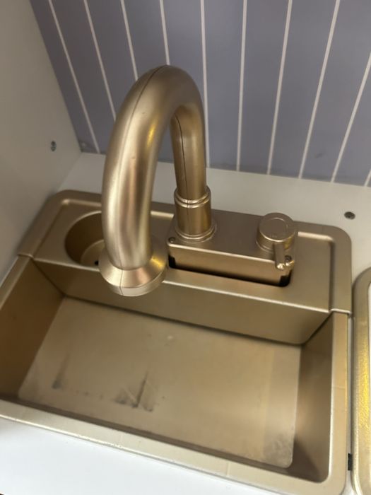 Продам детскую кухню