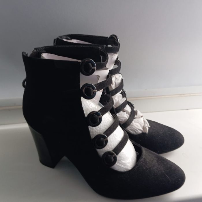 Срочно продается сумка и обувь  7000