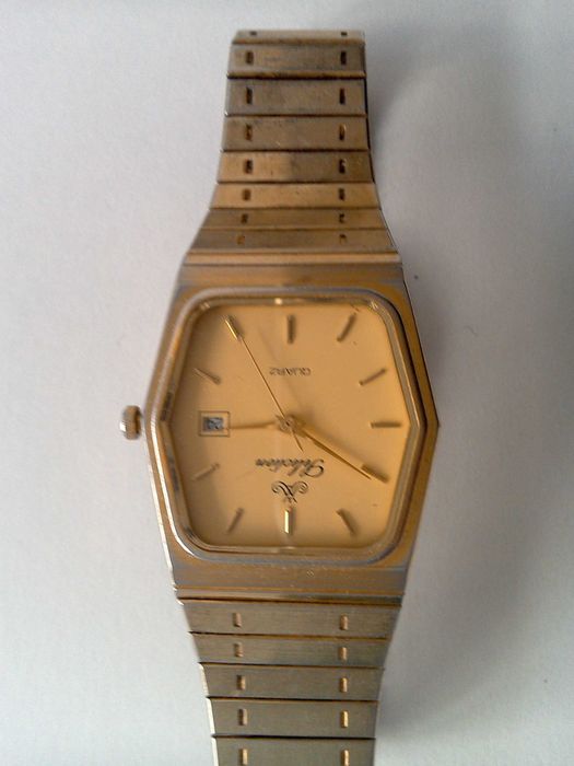Ceas elegant, placat aur, data setare rapida, geam saphir, quartz