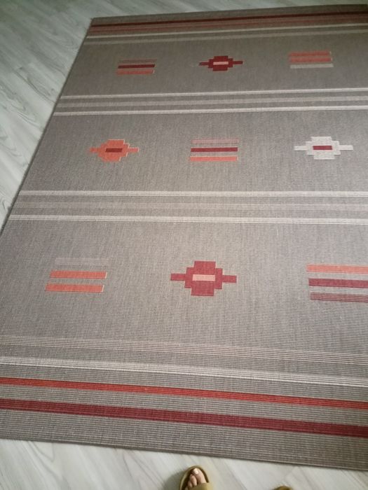 Стильная распродажа в современном стиле