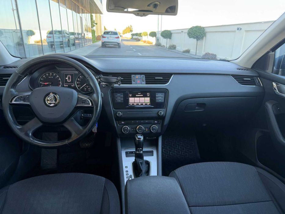 SKODA Octavia 2014 — imagine 4