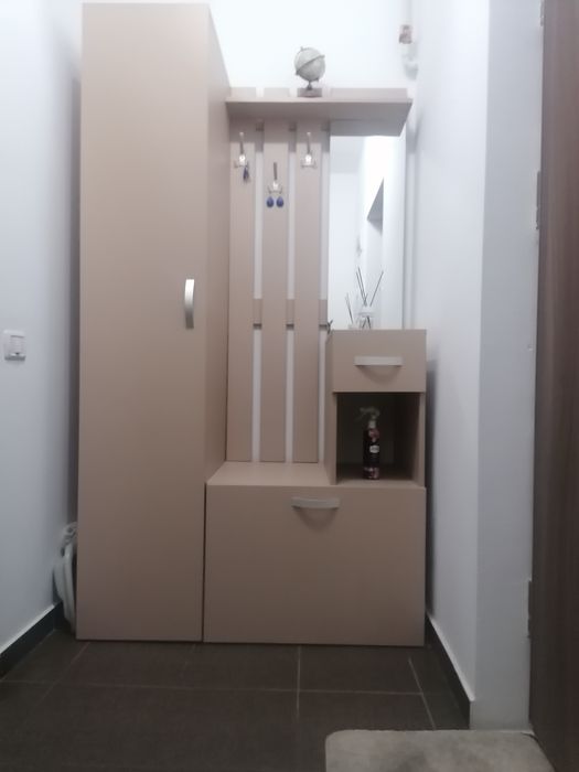 Particular inchiriez garsoniera