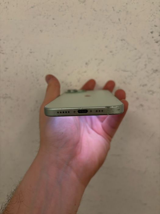 IPhone 15 Verde Green 128 GB Neverlocked 93% baterie