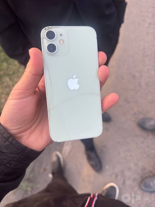 Iphone 12 mini hamma narsasi ishlidi