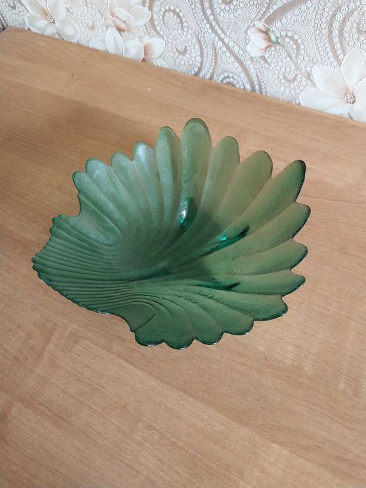 Продам вазу, салатницу