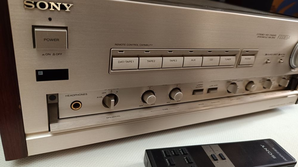 Хороший усилитель с пультом