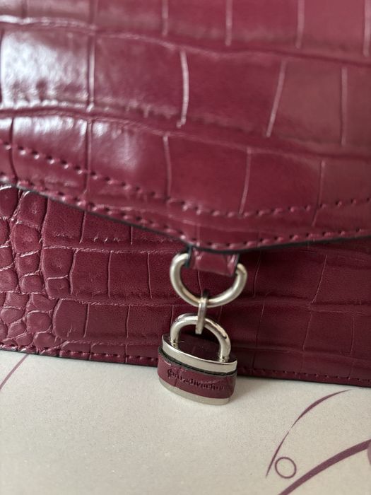 Дамска тъмно червена чанта Stradivarius