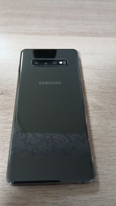 Самсунг S10+ усть каменогорск