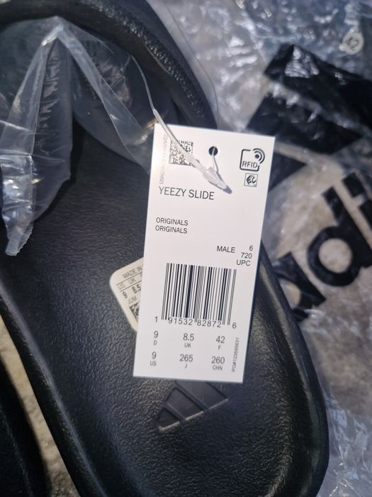 Adidas Yeezy Slides