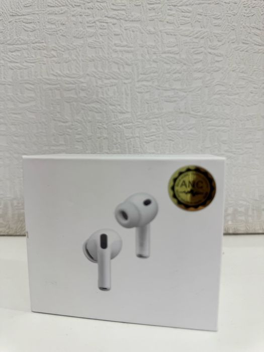 AirPods Pro 3    model: A3065  A3122