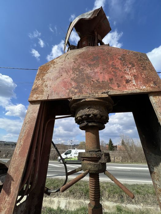 Presa hidraulica industriala, cadru greu, pentru atelier/service