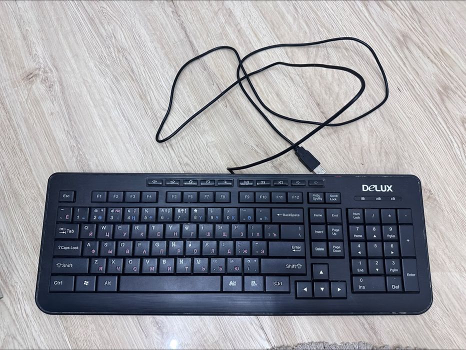 Ноутбук от acer  черный цвет