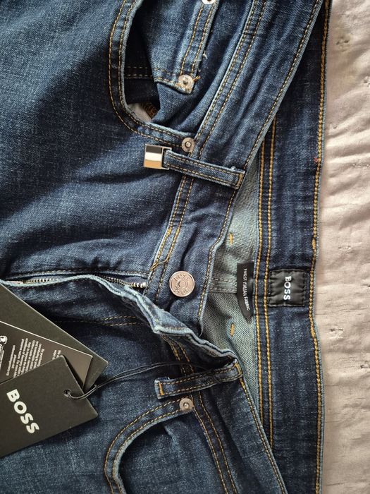 Hugo Boss, blugi bărbătești , marimea 33