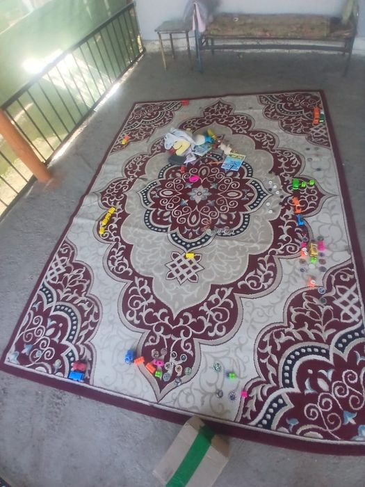 Тұрмыстық заттар сатылады