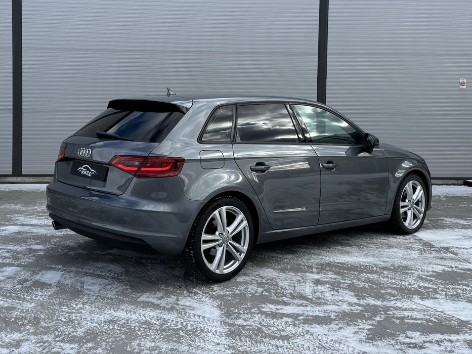 Audi A3 SportBack 1.6 TDi 2014 /Garantie 1 an /Rate/ Variante auto