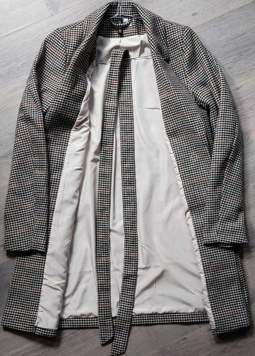 Дамско палто H&M Divided, размер S – каре / кокоши крак с колан