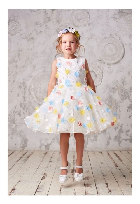 Нарядное платье для девочки