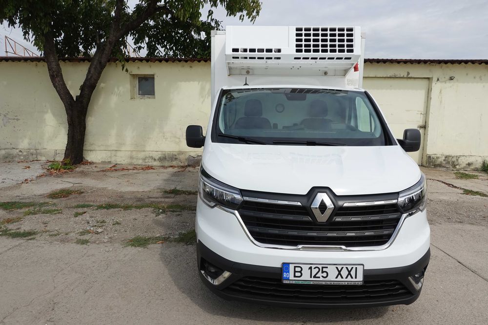 Izoterma Cu CONGELARE-24/26C*Curent380VRenaultT82TRAFIC2023 Motor2.0dAdBlue110Kw/150Cp Stare(NOUA)Rulaj93000kmImportFranta StareTehnicaEXCEPTIONALA*