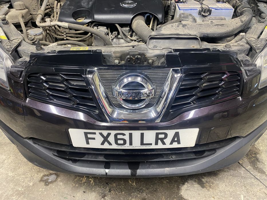 Маска нисан кашкай 2012г перфектна