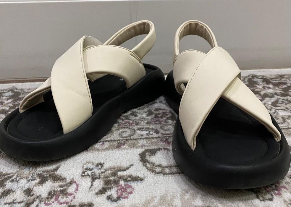 Сандали для девочки