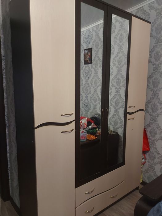 Продам шкаф ,самовывоз